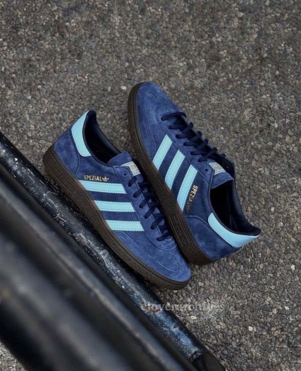 Buy Luxurious Adidas Handball Spezial for Men (SW09)