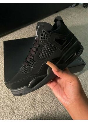 Air Jordan Retro 4