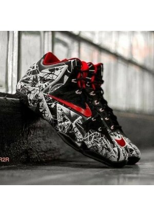 LeBron 12 Graffiti