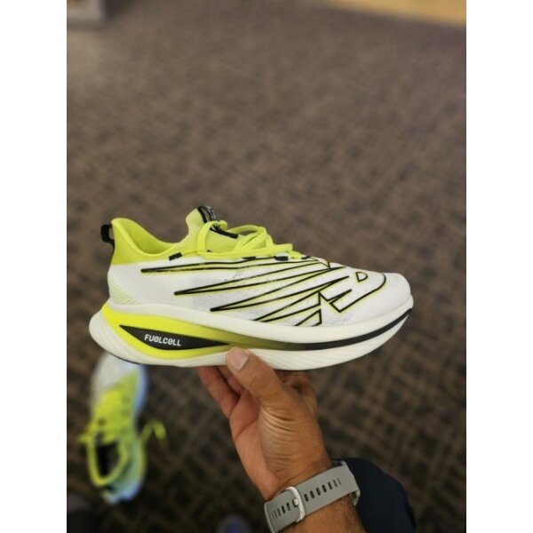 New Balance Fuel Cell Elite