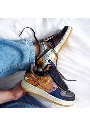 Nike Travis Scott